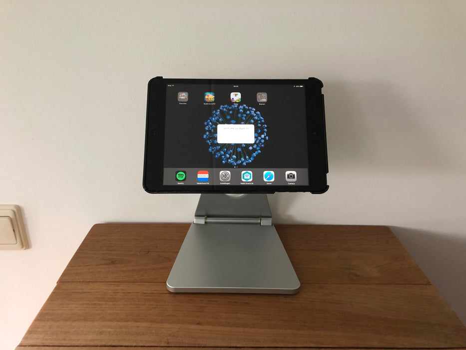 Skrivbord, skåp och väggfäste för iPad Mini