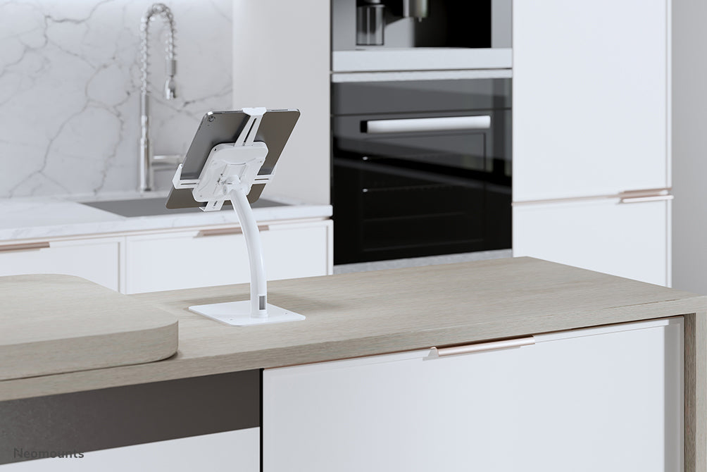 Neomounts DS15-625WH1 vinklings- och roterbar bordsskiva tablethållare för 7,9-11 tum surfplattor - Vit