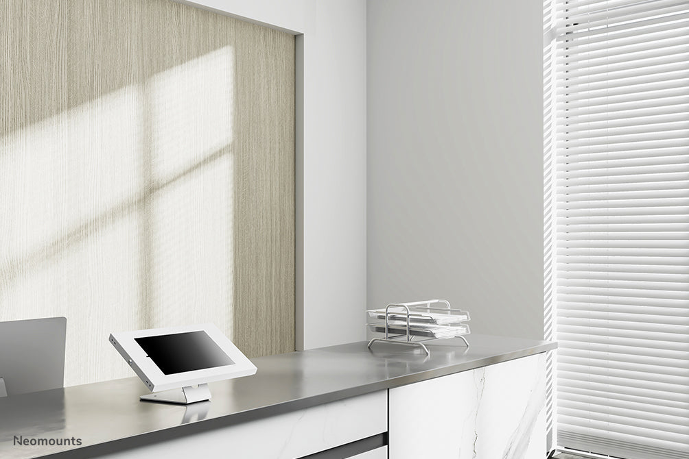 Neomounts DS15-630WH1 roterbar bord-/väggfäste för surfplattor 9,7-11 tum - Vit