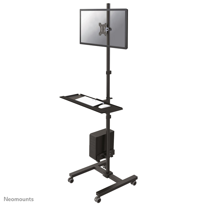 Neomounts FPMA-MOBILE1700 är en mobil arbetsplats för en bildskärm (max 32 tum/81 cm), PC, tangentbord och mus.