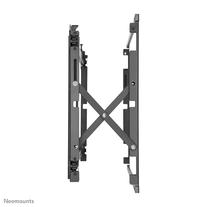 Neomounts LED-VW1750 svart är ett platt väggfäste för videoväggar för skärmar upp till 55 tum (140 cm).