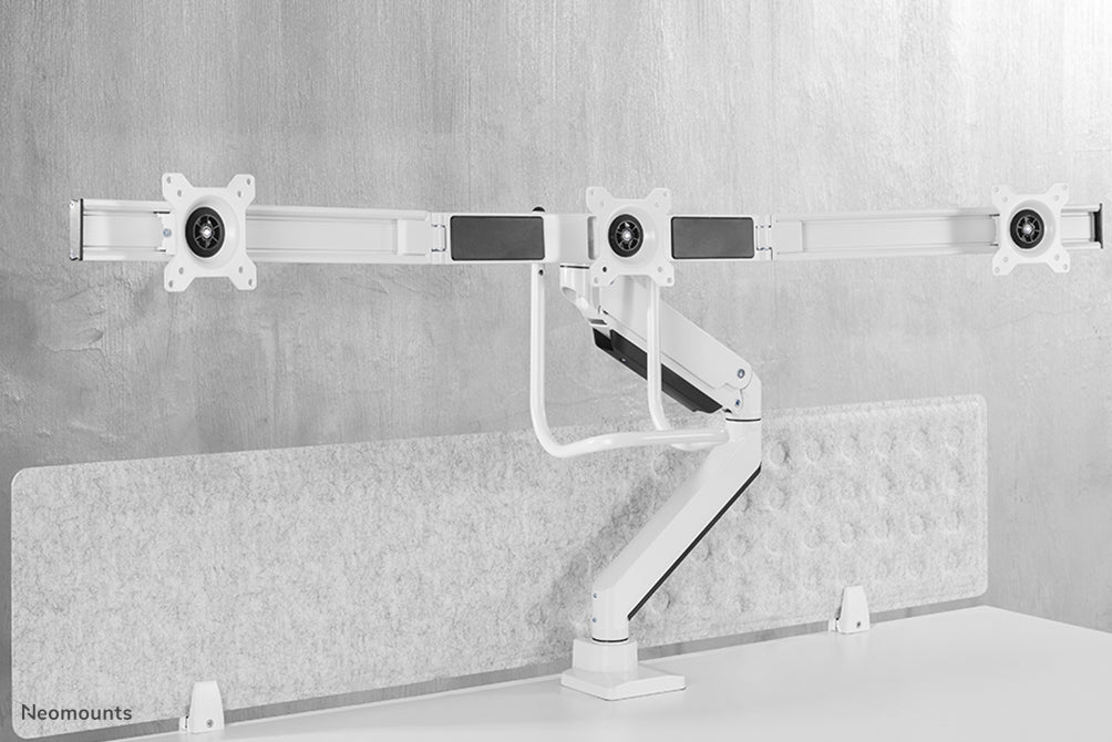 Neomounts NM-D775DX3 vit är ett gasfjädrat skrivbordsstöd med tvärstång och handtag för platta skärmar upp till 27 tum (68,6 cm).