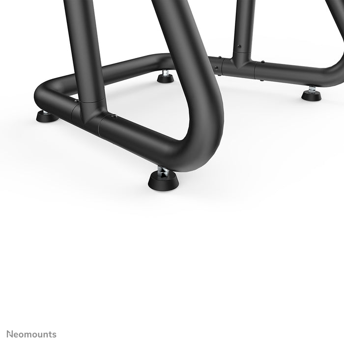 Neomounts NS-M3600black är en rullbar möbel för flatskärmar upp till 80 tum (203 cm).
