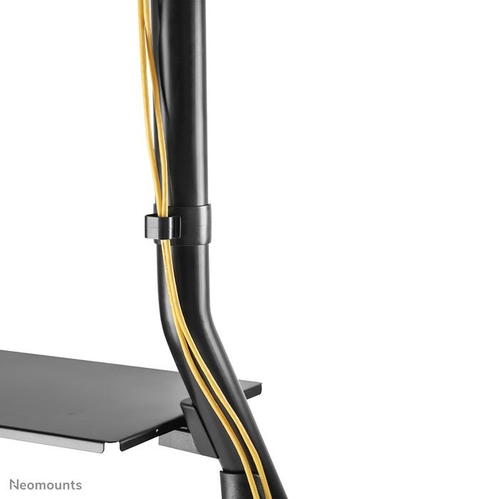 Neomounts NS-M3800 svart är en flyttbar möbel för flatskärmar upp till 100 tum (254 cm).