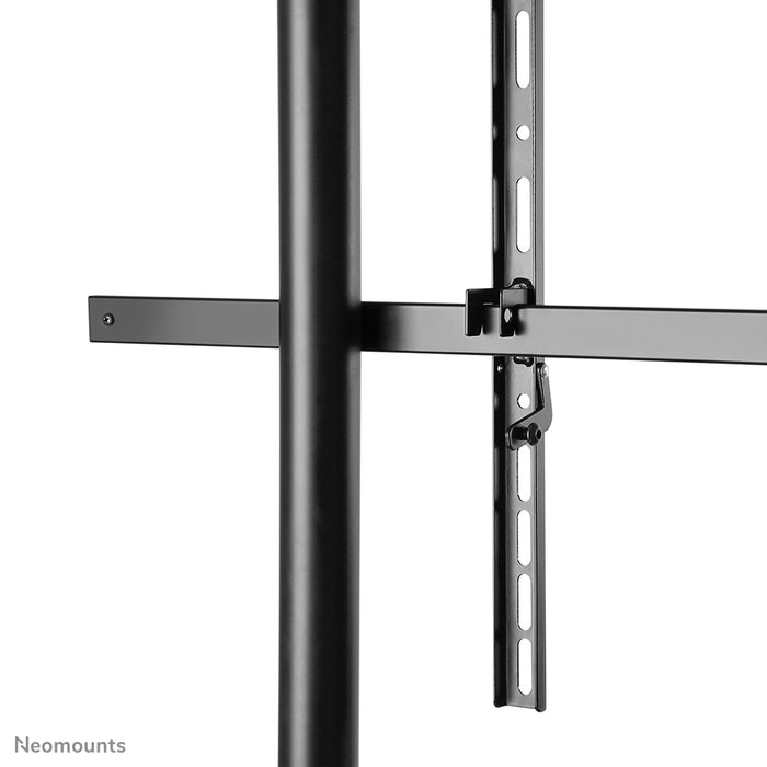 Neomounts NS-M3800 svart är en flyttbar möbel för flatskärmar upp till 100 tum (254 cm).